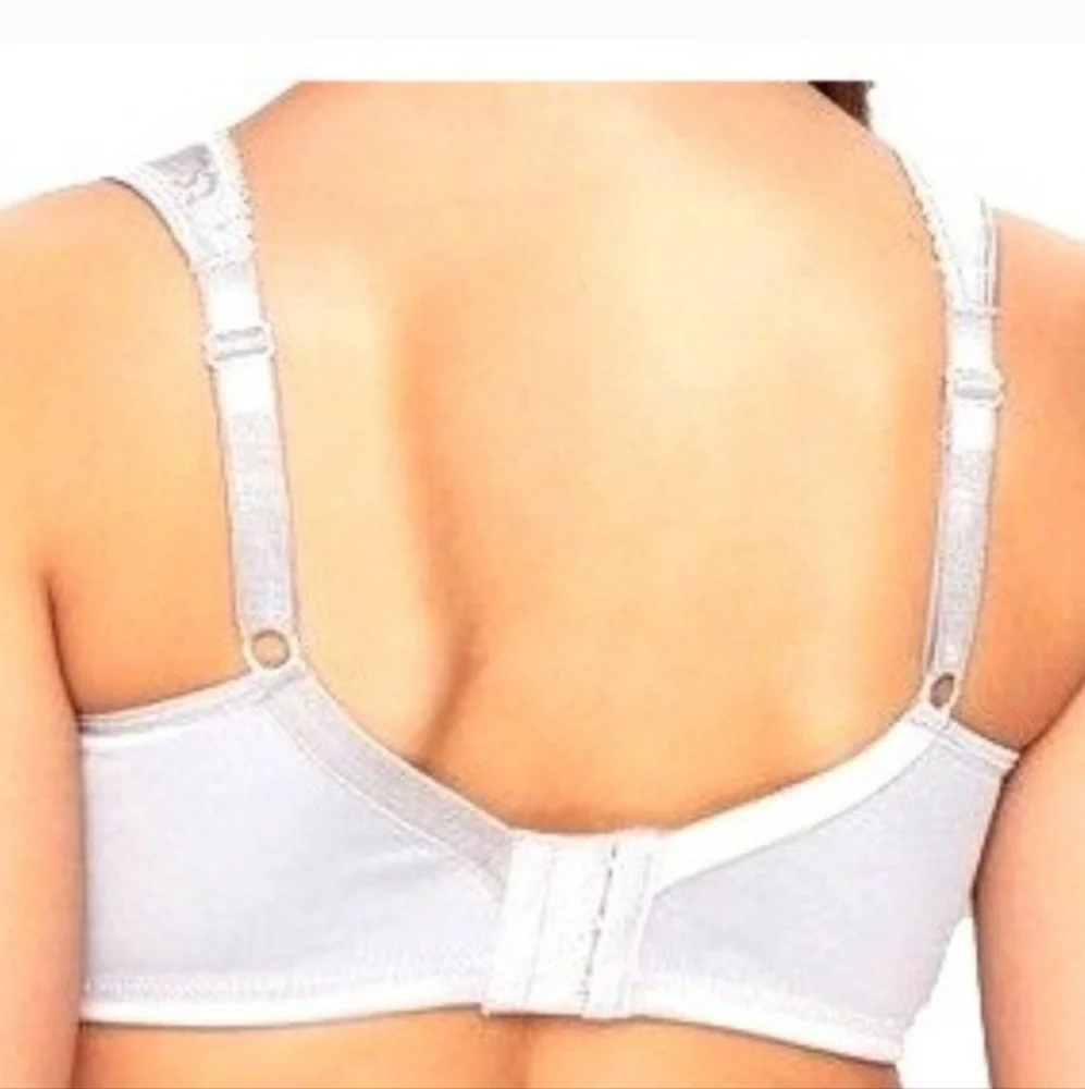 NWT Playtex 18 Hour 44D Ultimate Lift & Support Wireless Full Figure Bra